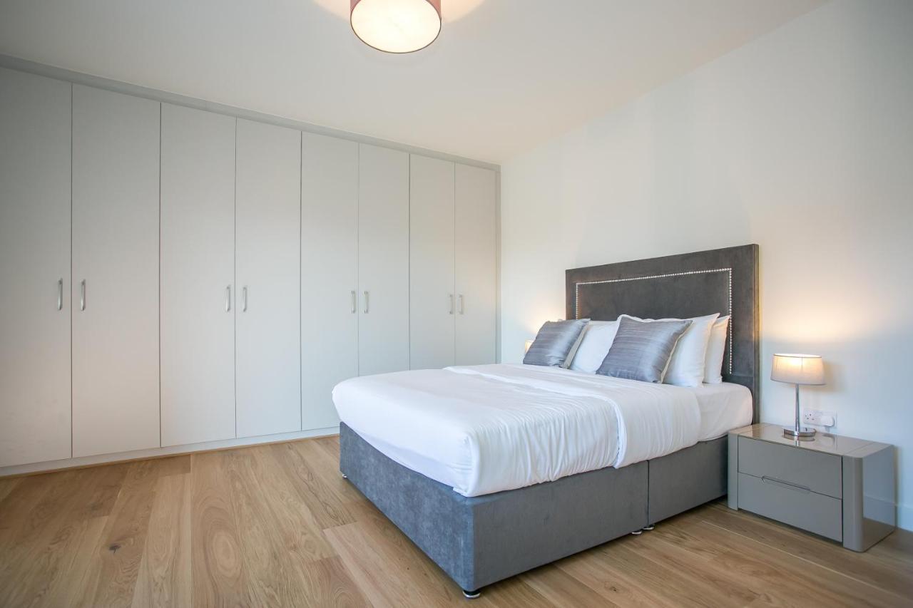 Grand Canal Square Apartments Dublin Extérieur photo
