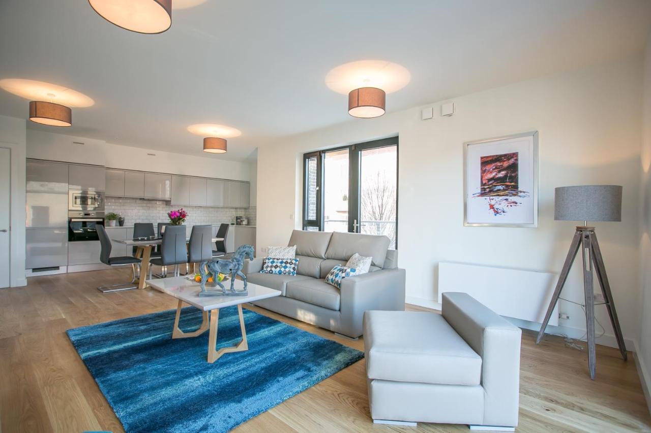 Grand Canal Square Apartments Dublin Extérieur photo