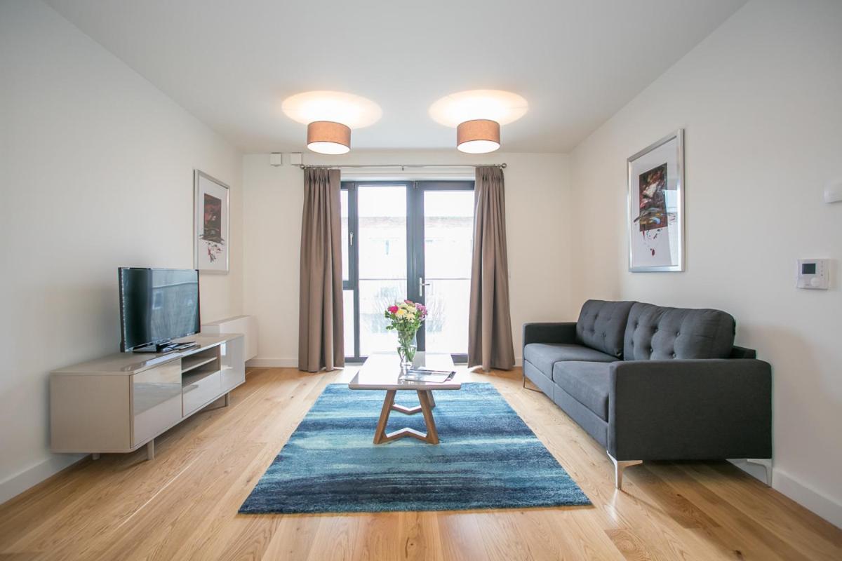 Grand Canal Square Apartments Dublin Extérieur photo