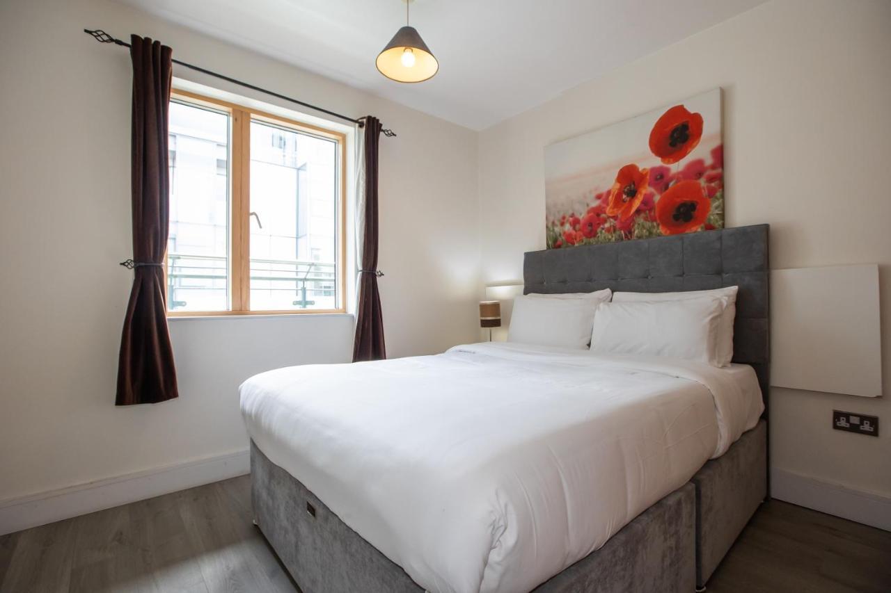 Grand Canal Square Apartments Dublin Extérieur photo