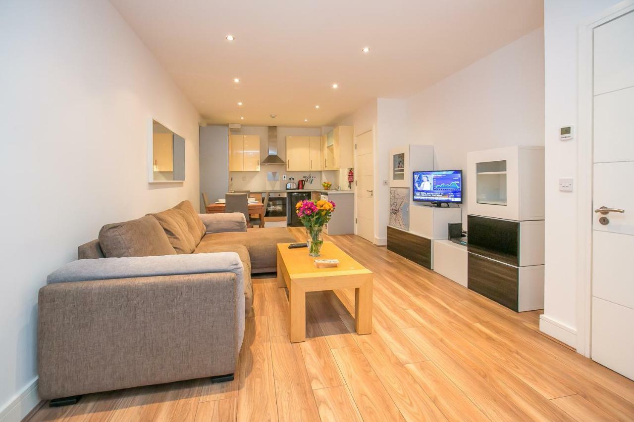 Grand Canal Square Apartments Dublin Extérieur photo