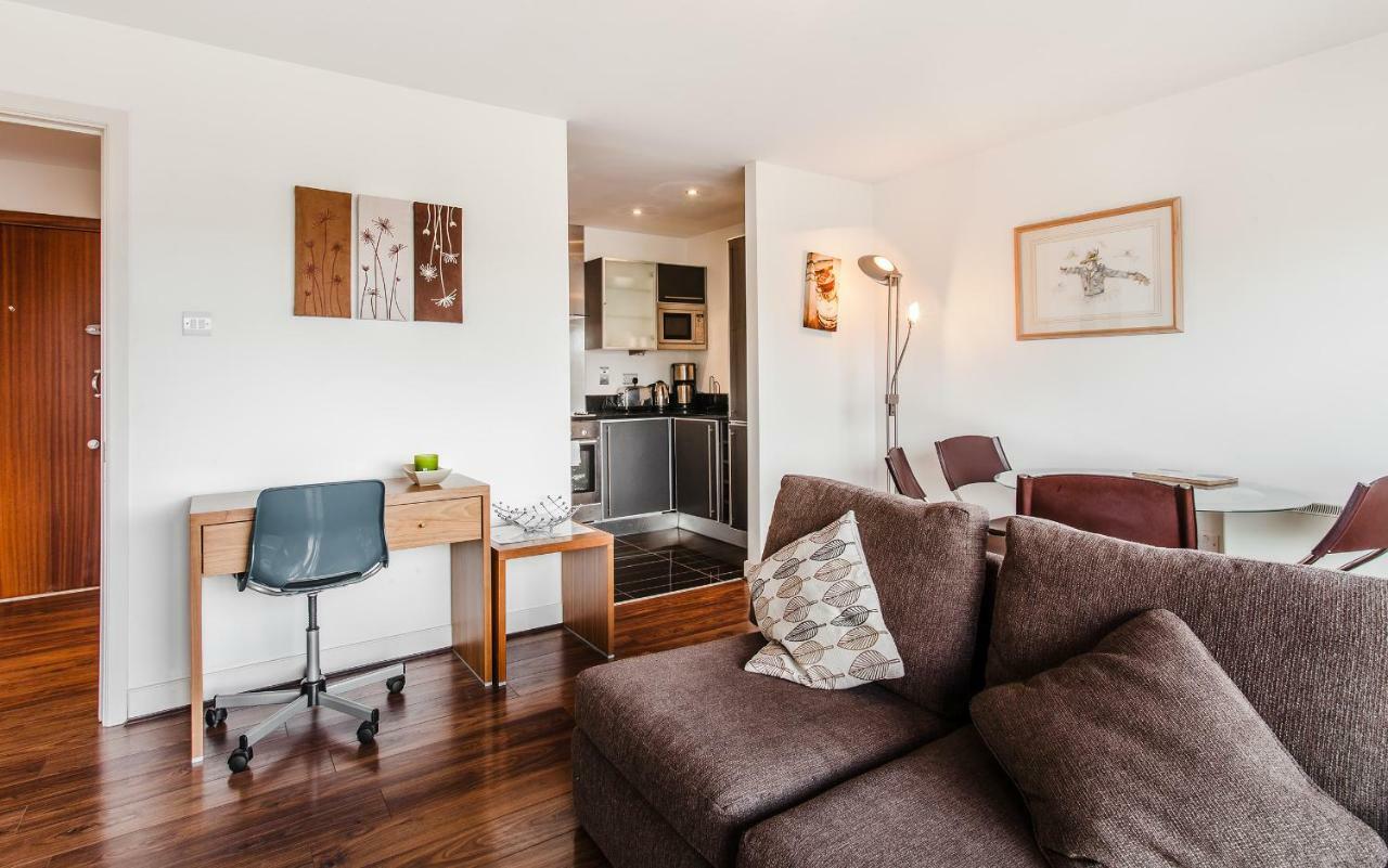 Grand Canal Square Apartments Dublin Extérieur photo