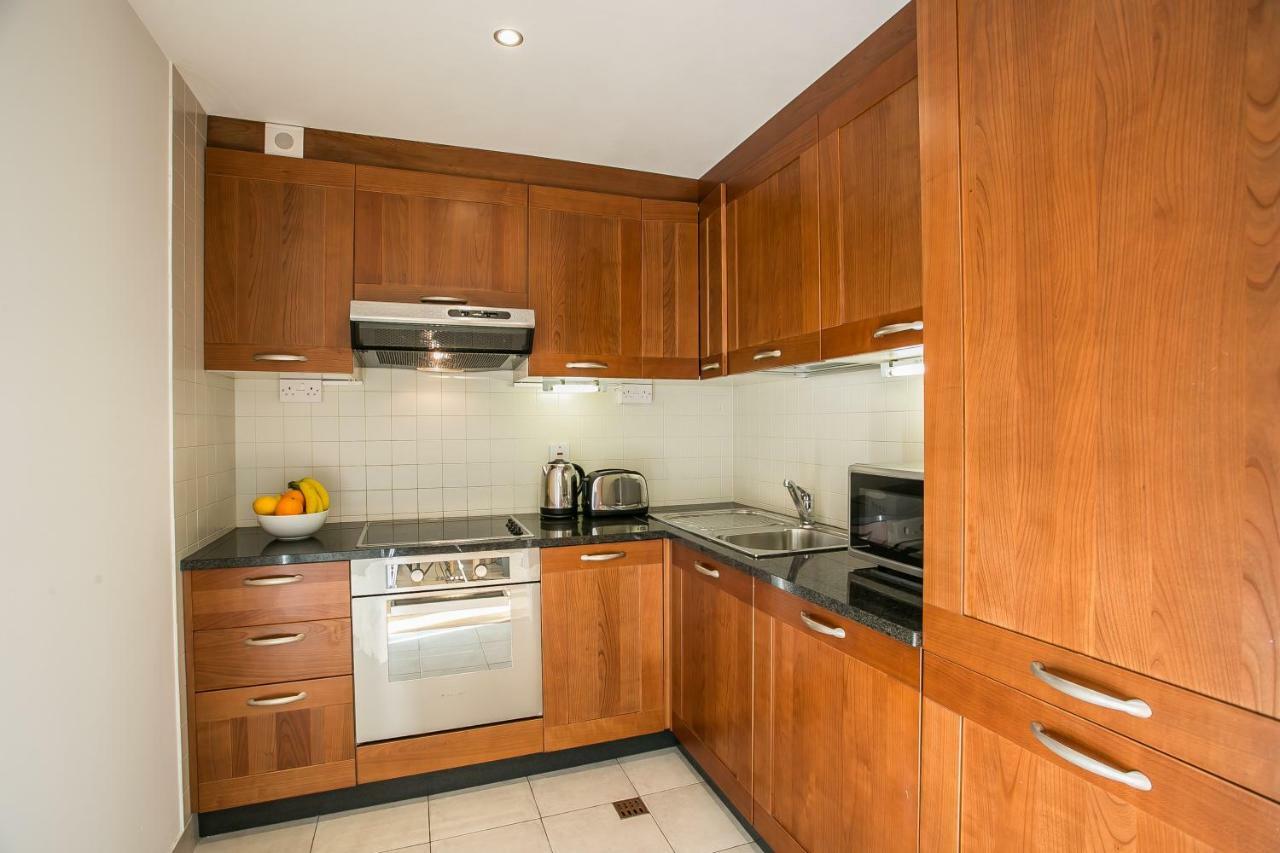Grand Canal Square Apartments Dublin Extérieur photo