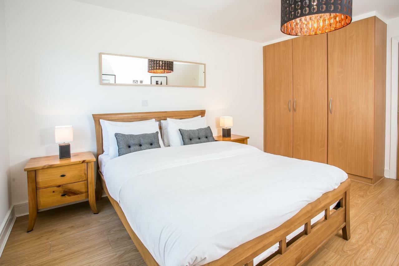 Grand Canal Square Apartments Dublin Extérieur photo
