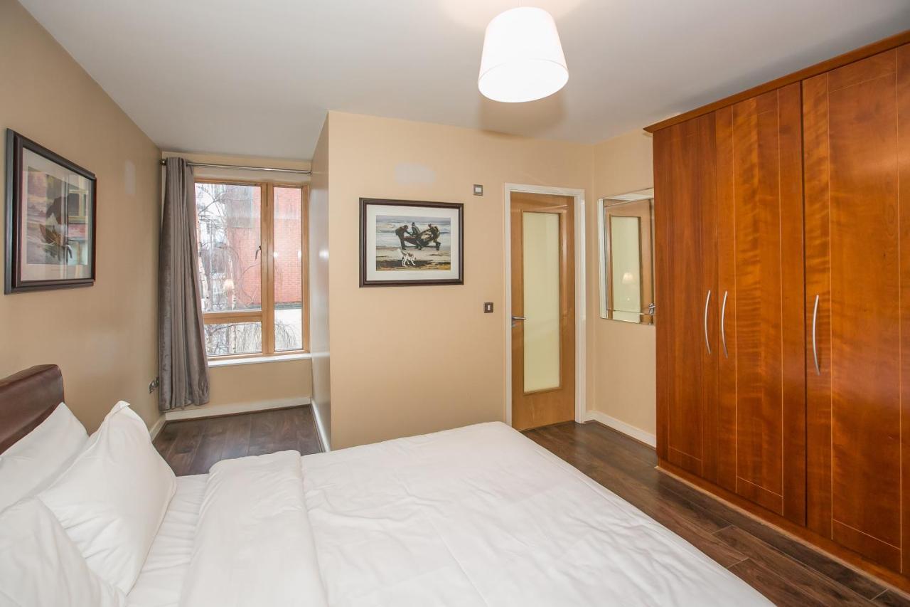 Grand Canal Square Apartments Dublin Extérieur photo