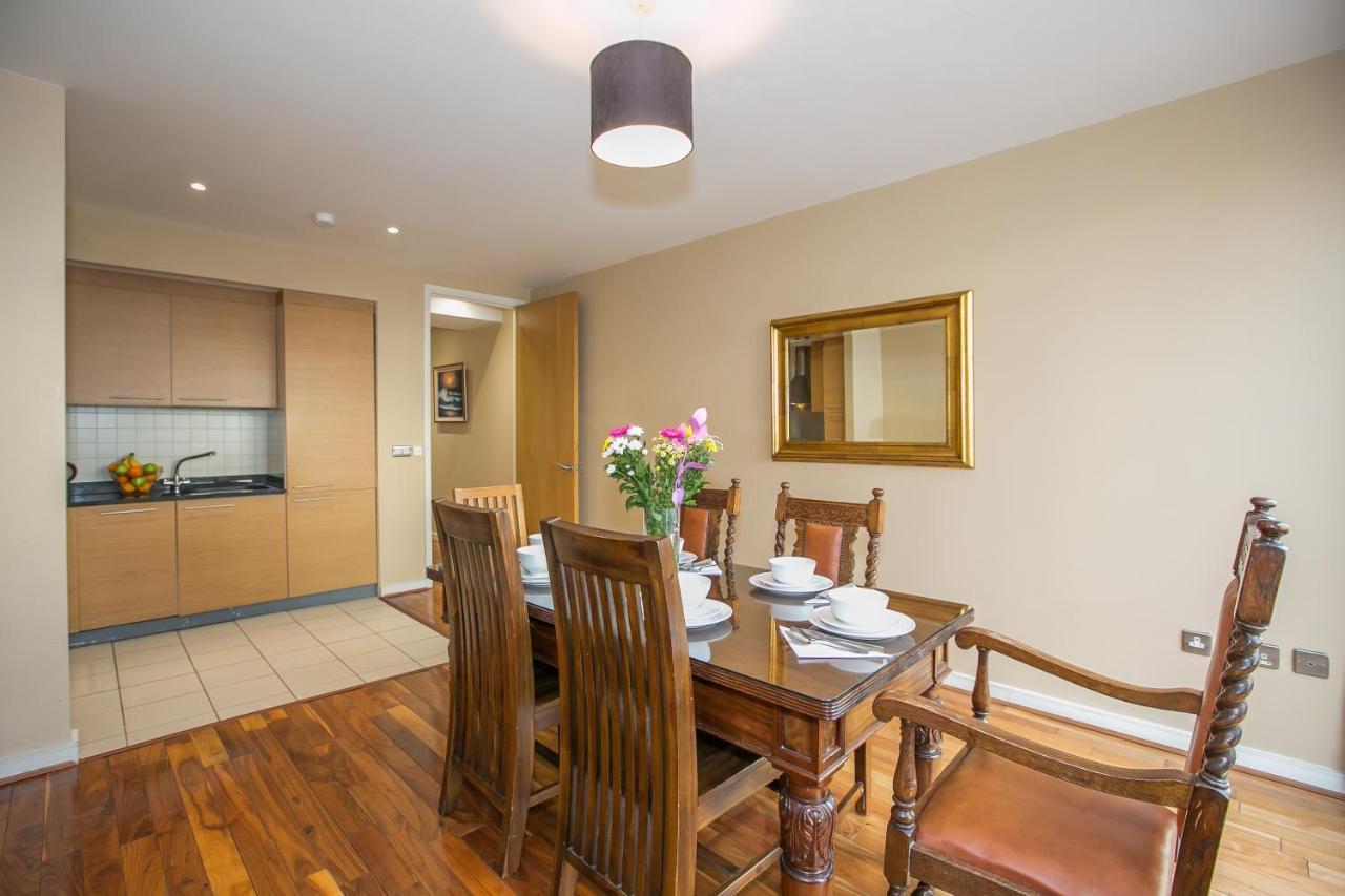 Grand Canal Square Apartments Dublin Extérieur photo